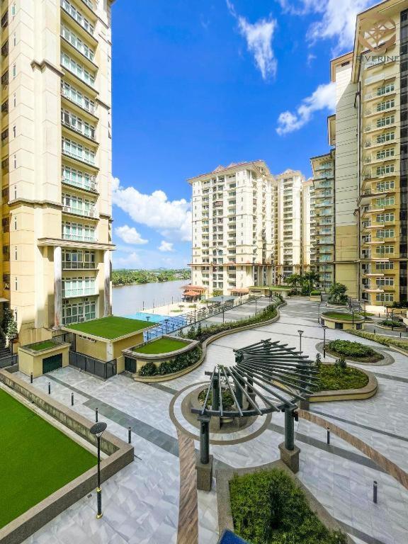 Apartment The Foreigner Staycation At Riverine Diamond Kuching